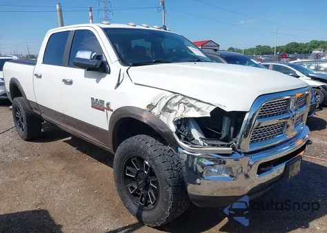 2018 Ram 2500 Laramie 4X4 6'4 Box z USA, uszkodzony, nr VIN 3C6UR5FLXJG117546